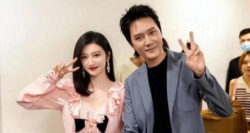 娱乐八卦姐妹吃瓜直播在线观看,娱乐八卦姐妹吃瓜盛宴，带你一窥娱乐圈幕后风云